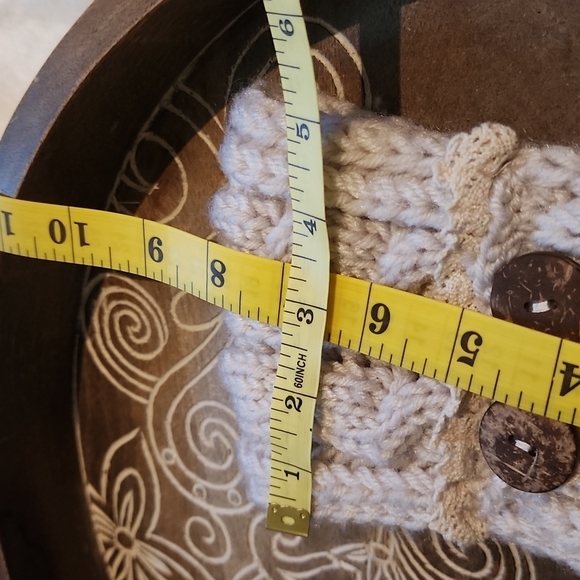 Knit Oatmeal winter head band with lace and buttons. - Picture 2 of 4